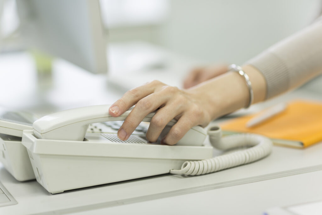 電話応対での使い方と例文